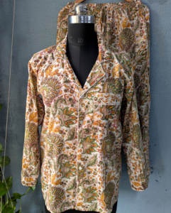 Hecho a mano hermoso algodón PJ Set Floral impreso ligero transpirable y suave regalos para ella - Product Image 1