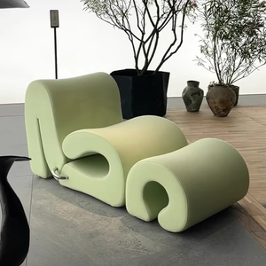 Sillón Sofá Italiano Minimalista en Forma de S con Relleno de Espuma, Diseño Hueco en Tela para Sala de Estar o Uso en Hoteles - Product Image 1