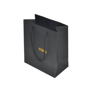 Bolsas <span class=keywords><strong>de</strong></span> Regalo <span class=keywords><strong>de</strong></span> Joyería con Logotipo Personalizado en Lámina Dorada <span class=keywords><strong>de</strong></span> Lujo, Bolsas <span class=keywords><strong>de</strong></span> Compra <span class=keywords><strong>de</strong></span> <span class=keywords><strong>Papel</strong></span> <span class=keywords><strong>Kraft</strong></span> Negro Mate con Asas <span class=keywords><strong>de</strong></span> Cordón <span class=keywords><strong>de</strong></span> Nailon - Product Image 3