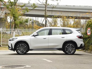 <span class=keywords><strong>BMW</strong></span> <span class=keywords><strong>X1</strong></span> XDrive25Li 2023 M Sport d'occasion, conduite à gauche, sièges en cuir, Harman Kardon, volant chauffant - Product Image 2