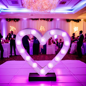 Großhandel <span class=keywords><strong>3</strong></span>-6 Fuß Große Edelstahl LED Leuchtbuchstaben Nummer 18 für Geburtstagsfeiern Innen/Büro/Einzelhandelsgeschäft Events-Wasser - Product Image 1