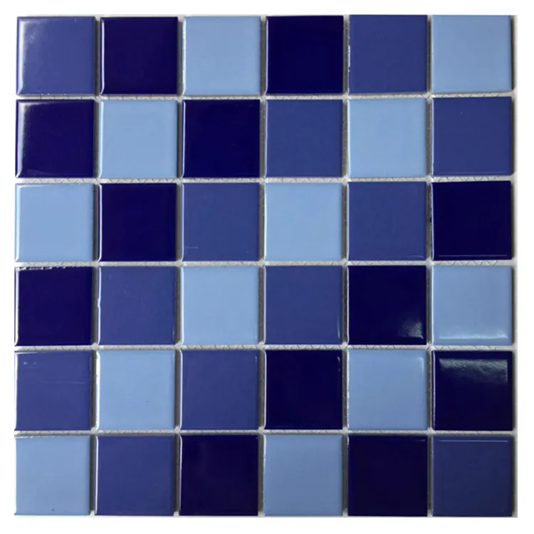 Azulejos iridiscentes azules de fusión en caliente para natación al aire libre, azulejos de mosaico de piscina de cerámica iridiscente de color azul