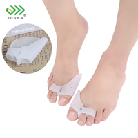 JOGHN-Corrector de dedos de tres orificios para el dedo del pie, funda de silicona, separador de dedos