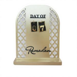 Calendrier de table en métal élégant islamique du Ramadan pour usage professionnel |   Accessoire de bureau festif, élégant, durable et imperméable - Product Image 1