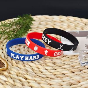 Bracelet en silicone sportif pour le hockey et le basketball, idéal pour les événements de compétition, les fêtes d'équipe et les promotions. - Product Image 5