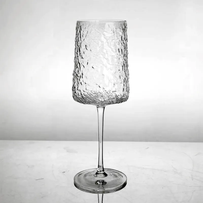 Verres à vin rouge à longue tige, 570ml, martelés, soufflés à la main, motif d'écorce