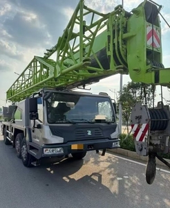 Grue télescopique authentique Zoomlion 50H - 50 tonnes pour la construction et les levages lourds. - Product Image 1