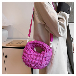 Đám mây Puff Pouch Túi xách nhăn-hiệu ứng phong cách Tote Túi vai Crossbody Túi đa năng xuống đầy dành cho phụ nữ cho mùa thu mùa đông - Product Image 5