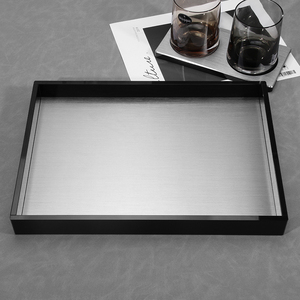 Plateaux de service acryliques en <span class=keywords><strong>aluminium</strong></span> argenté de grand rectangle de haute qualité pour des agréments de service de nourriture d'hôtel - Product Image 3