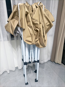 เต็นท์กันสาดกลางแจ้งแบบพับได้พร้อมขาตั้งเอียงและกระเป๋าหิ้ว, ที่พักพิงแบบพกพาสำหรับลานบ้าน ระเบียง สวน ชายหาด - ผ้าคลุมกันสาดขนาด 8x8 ฟุต - Product Image 5