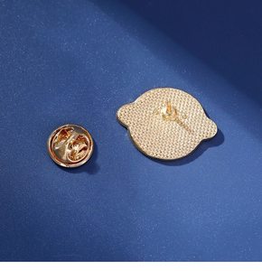 Insignia de Aleación de Zinc Personalizada con Diseño de Flores de Arte Folclórico Chino, Regalo Personalizable para Parejas, Decoración para Mochilas - Product Image 4