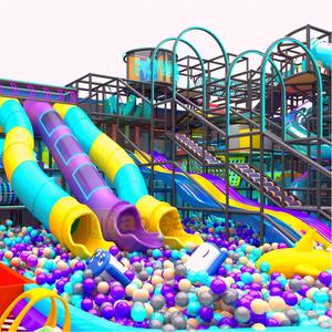 Parc sportif intérieur tendance et personnalisé Aoleao, lieu pour tous les âges, trampoline, fosse à balles, escalade de style technologique, certifié TUV/CE/CPC, >500 kg - Product Image 1
