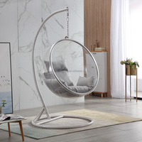 Fauteuil suspendu moderne rond et rotatif en acrylique transparent avec support métallique pour hôtel, maison, extérieur, jardin - Mobilier de jardin