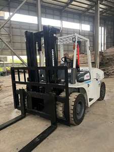 Chariot élévateur d'occasion TCM de qualité fiable 70 avec composants de noyau de pompe à moteur pour un usage domestique en Offre Spéciale - Product Image 4