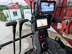 Grúa Oruga SANY SCC750 Usada de 75 Toneladas para Construcción Portuaria, Usada en Vietnam, Se Vende Muy Bien - Product Image 4