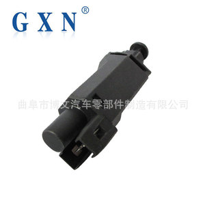 สวิตช์ไฟเบรก Gxn 322945515 สำหรับรถยนต์ Volkswagen Santana Seat Toretto อะไหล่รถยนต์ใหม่ - Product Image 4