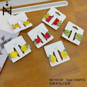 Fermagli per capelli a forma di frutta, piccoli fermagli laterali per bambini con design a fragola, banana e avocado, 1200 pezzi per scatola - Product Image 2