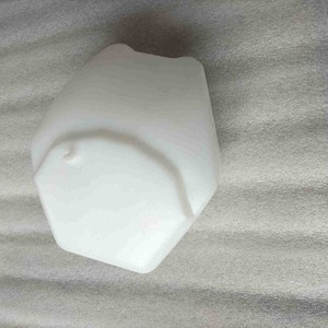 Bidón de Combustible de Plástico de Alta Calidad para Motocicletas y Autos Deportivos, Nuevo y Usado para Fines de Fabricación - Product Image 1