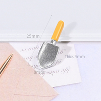 Modèle d'outils en résine pour maison de poupée : pinces, marteau, clé à molette, décoration de meubles