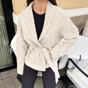 2025 da <span class=keywords><strong>donna</strong></span> <span class=keywords><strong>Trench</strong></span> in maglia Vintage per mantenere caldo elegante cappotto invernale Casual con decorazione a bottone per l'autunno e l'inverno - Product Image 2
