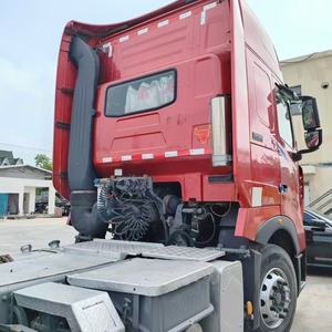 Camión Tractor Howo Usado de Alto Rendimiento 6x4 371 y 420HP en Oferta - Product Image 1