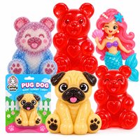 Fabrieksdirect 150g Fruit-gearomatiseerde klassiekers Dierenvormen Reuze Gummy Candy Op maat gemaakte vormen Hangende kaart displaydoos OEM leverancier