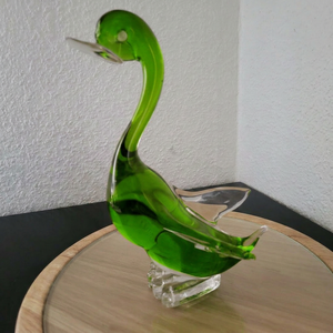 Figurine de cygne en verre de Murano soufflé à la main, thème animal, artisanat décoratif, pièce d'art faite à la main en verre soufflé - Product Image 2