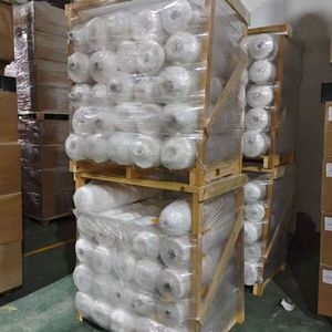 Filet de soutien pour plantes de tomates en PP 8gsm - 15x15cm, grille robuste - Product Image 6