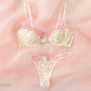 Conjunto de lencería sexy con estampado de margaritas y lencería con tirantes de encaje encantadores para mujer - Product Image 2