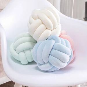 Oreillers <span class=keywords><strong>boule</strong></span> à nœud doux <span class=keywords><strong>coussin</strong></span> rond <span class=keywords><strong>coussin</strong></span> décoration de la maison oreiller <span class=keywords><strong>boule</strong></span> à nœud en peluche - Product Image 4
