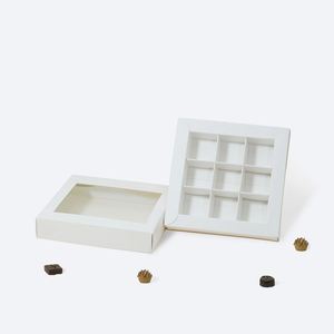 Caja de Embalaje para Chocolate Cuadrada A7 de 13.5x13.5x2.7 cm con Capacidad para 9 Piezas de Chocolate - Product Image 4