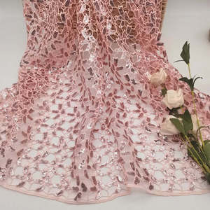 Encaje de lentejuelas de guipur rosa con diseño de bordado de hojas Encaje químico con lentejuelas - Product Image 6