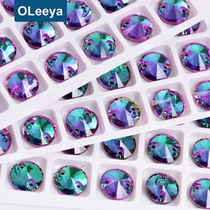 Vente directe d'usine Oleeya, diverses couleurs, strass à dos plat de qualité A5, 12 mm, Rivoli, cristaux à coudre pour robe - Product Image 5