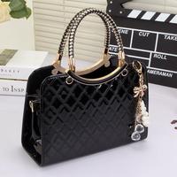 Sac à main 2026 Nouvelle collection Femme Mariage Rouge Simplicité Urbaine Fermeture Éclair Luxe Léger Sac Fourre-tout Haut de Gamme