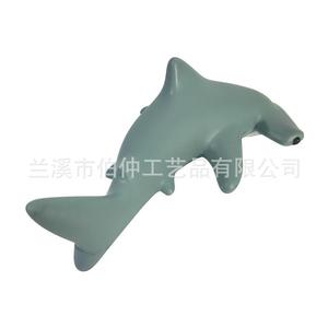 Balle anti-stress en forme de requin, jouet anti-stress 17x8x5,5 cm, jouet sensoriel unisexe pour enfants de 5 à 7 ans - Product Image 2