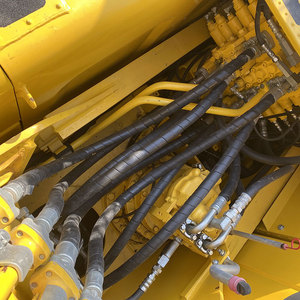 Excavateur de PC200-8 Komatsu d'occasion à vendre Machine de terrassement à usage intensif avec moteur central et composants de moteur - Product Image 6