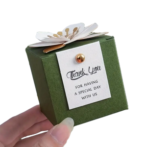 Scatola per Caramelle Personalizzabile in Carta Laminata Lucida Goffrata, Scatolina per Cioccolatini a Forma di Fiore, Bomboniere in Gelatina per Matrimoni e Feste, Contenitore per Alimenti - Product Image 1