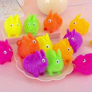Pompones de Conejito Brillantes y Coloridos Personalizados, Juguete Antiestrés de Peluche para Niños, Juguetes Mochi - Product Image 1