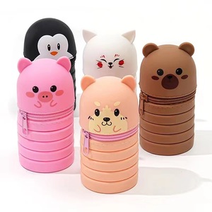 <span class=keywords><strong>Porte</strong></span>-stylo en silicone créatif et pratique, pliable et rétractable, avec calendrier intégré, impression numérique, pour sacs d'école, 18*6.5cm - Product Image 1