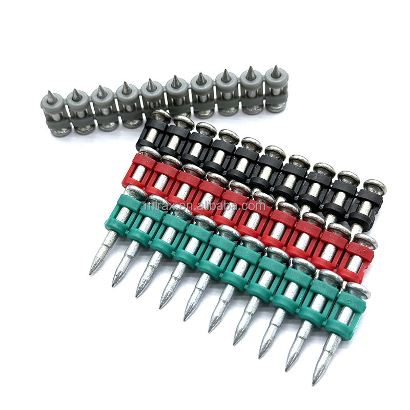 Clous de béton assemblés