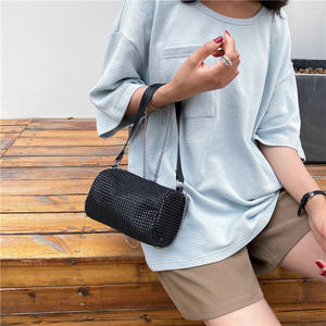 Hot Selling Woman Square <b>Bags</b> with Diamond Woman Chain Cross Body <b>Bag</b> Fashion Bling Bling Woman Handbags - Product Image 4