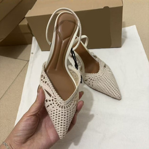 Nuovi Sandali Estivi <span class=keywords><strong>Beige</strong></span> Intrecciati con <span class=keywords><strong>Tacco</strong></span> Sottile a Punta, Tacchi Alti Traforati, Sandali Versatili da <span class=keywords><strong>Donna</strong></span> - Product Image 5