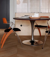 Chaise de salle à manger moderne et simple en bois massif avec accoudoirs, chaise d'appoint rembourrée pour la maison, le café, la cafétéria et le restaurant