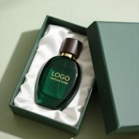 Vente en gros de flacons de parfum en verre de luxe de 50 ml et 100 ml avec bouchon en bois, pulvérisateur à pompe, diffuseur de parfum à bâtonnets, impression sur écran, emballage en carton
