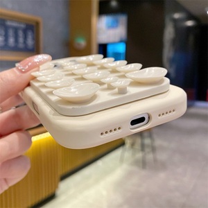 Coque de téléphone en silicone 3D en forme de cœur avec ventouse magnétique pour <span class=keywords><strong>iPhone</strong></span> 18 Pro 18 17 16 Pro Max, accessoires de téléphone portable 2-en-1 - Product Image 4