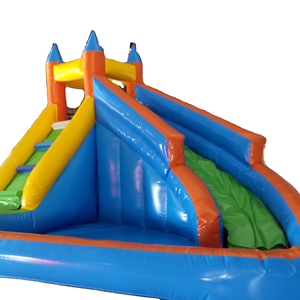 Tobogán acuático inflable para la diversión de los niños en el agua - Product Image 1