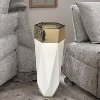 Vas Lantai Besar Mewah Modern Warna Emas Dekorasi Rumah Pot Bunga Dekoratif Tinggi untuk Dalam Ruangan Elegan Taman Baja Tahan Karat Tahan Lama Gaya Nordik