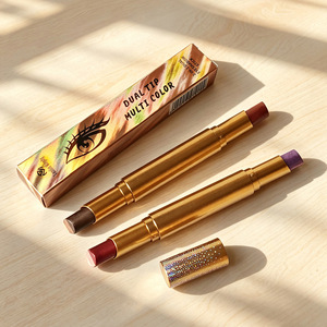 Sombra de Ojos Tricolor en Barra, Resistente al Agua, de Larga Duración, Bálsamo Labial y para Ojos en Tubo Dorado - Product Image 3