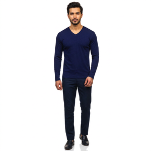 T-shirts personnalisés 2025 pour hommes, col en V, manches courtes, coupe ample, 100 % coton respirant, séchage rapide, avec bordure contrastante - Product Image 1