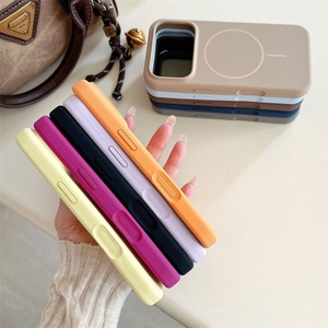 เคสซิลิโคนเหลวสำหรับ iPhone 17 ป้องกันรอยขีดข่วน บุด้วยไมโครไฟเบอร์นุ่ม สำหรับ iPhone 15 Pro Max เคสซิลิโคนสีส้ม ป้องกันกล้องยกสูง - Product Image 4